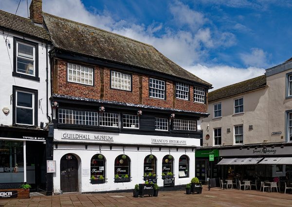 Singles in Carlisle: view of the city