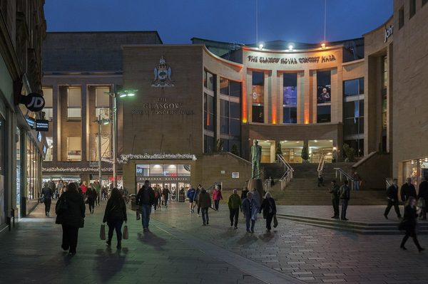 Singles in Glasgow: view of the city