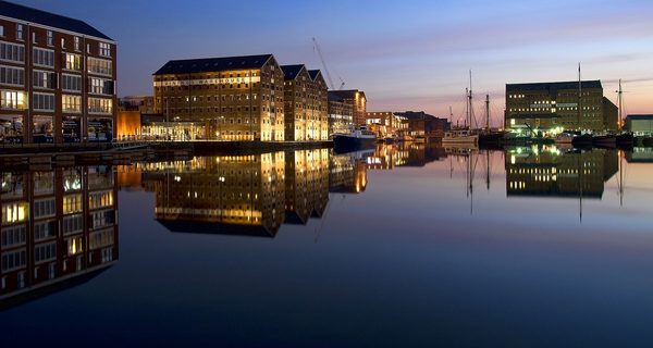 Singles in Gloucester: view of the city