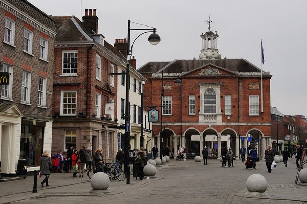 Singles in High Wycombe: view of the city