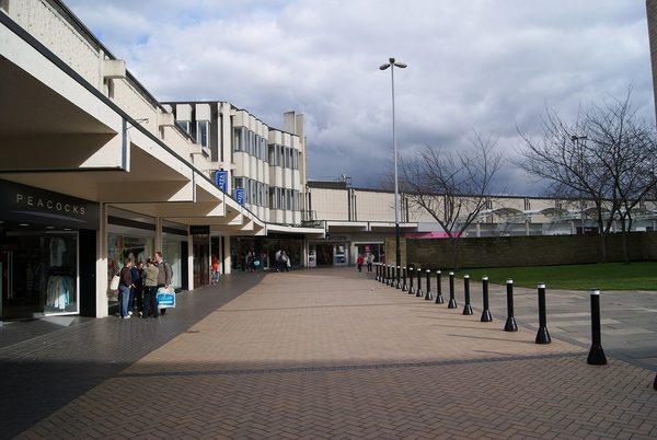 Singles in Huddersfield: view of the city