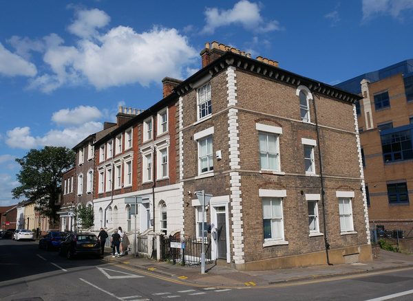 Singles in Luton: view of the city