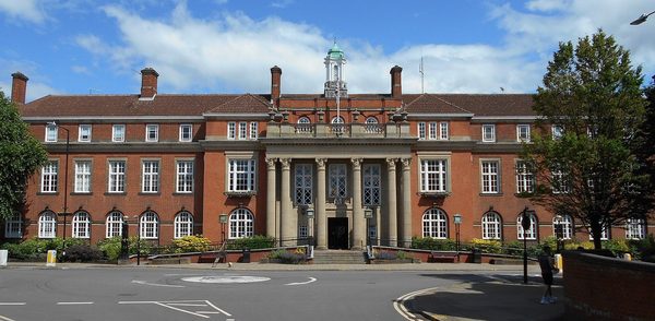 Singles in Nuneaton: view of the city