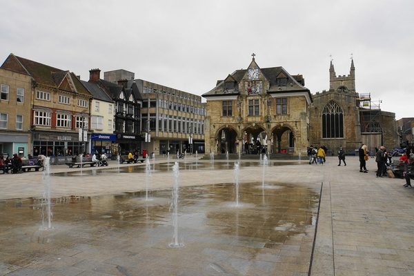 Singles in Peterborough: view of the city