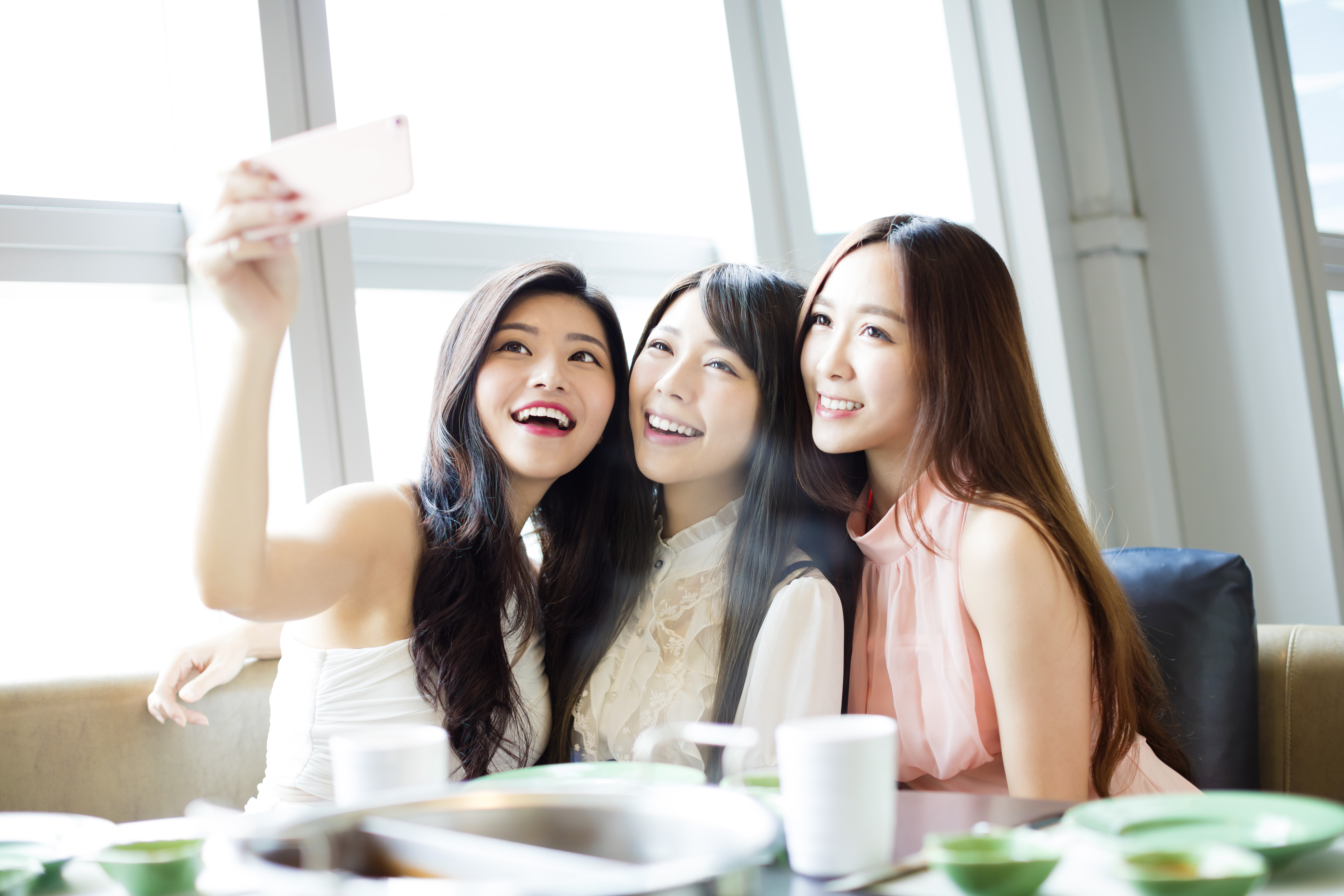 10 Best Asian Dating Sites You Can Try Right Now for Free