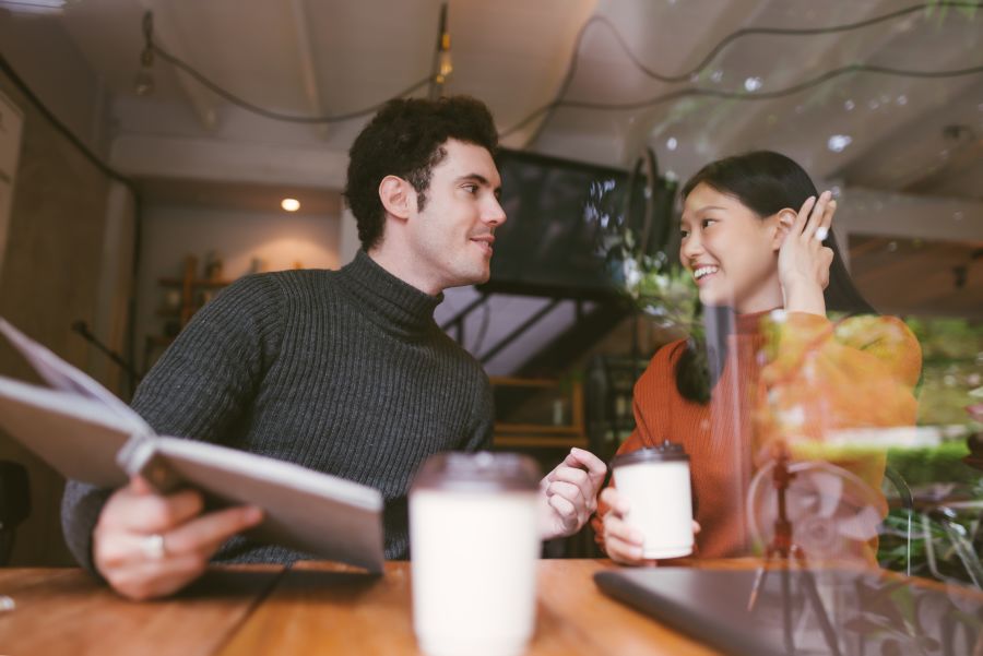 Caucasian guy dating an Asian girl